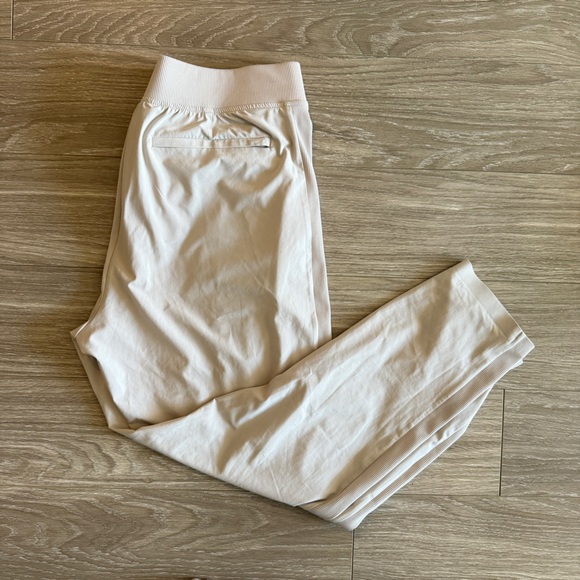 Athleta Brooklyn Pants Mid Rise Ankle Pant size 12 Cream/Beige Color - Picture 3 of 7